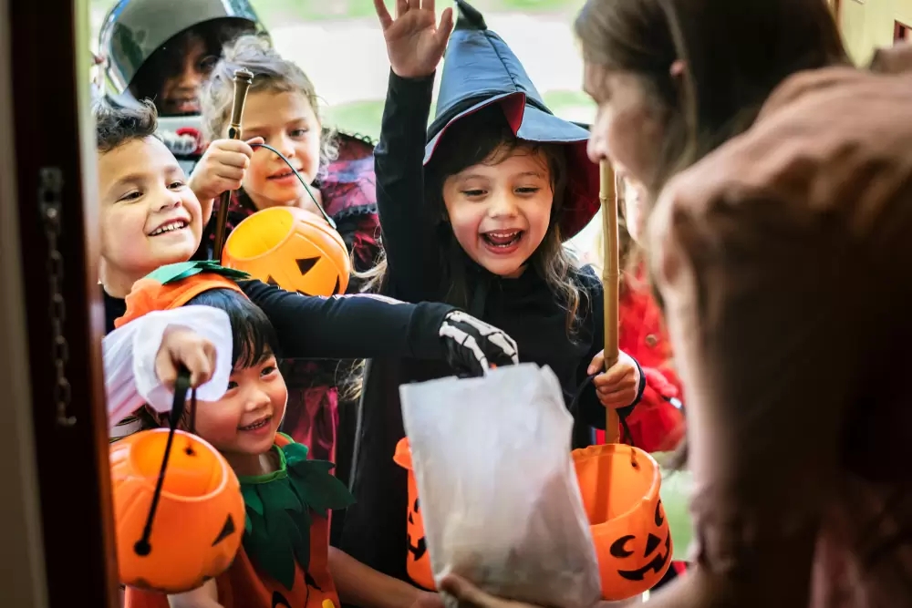 Halloween Kids Trick or Treating